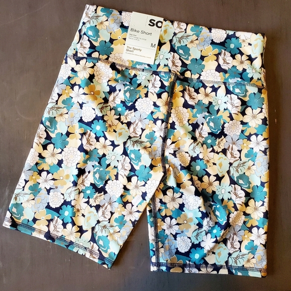 SO | Junior's Crossover Biker Shorts in Blue Floral sz Various - Picture 2 of 10
